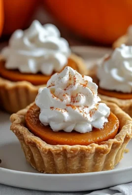 The Best Mini Pumpkin Pies