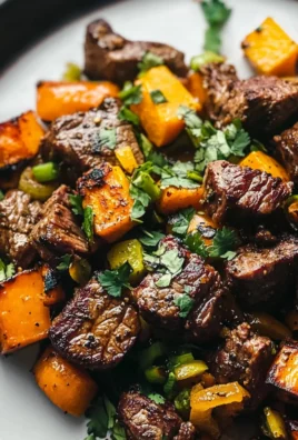 Whole30 Steak Bites with Sweet Potatoes and Peppers